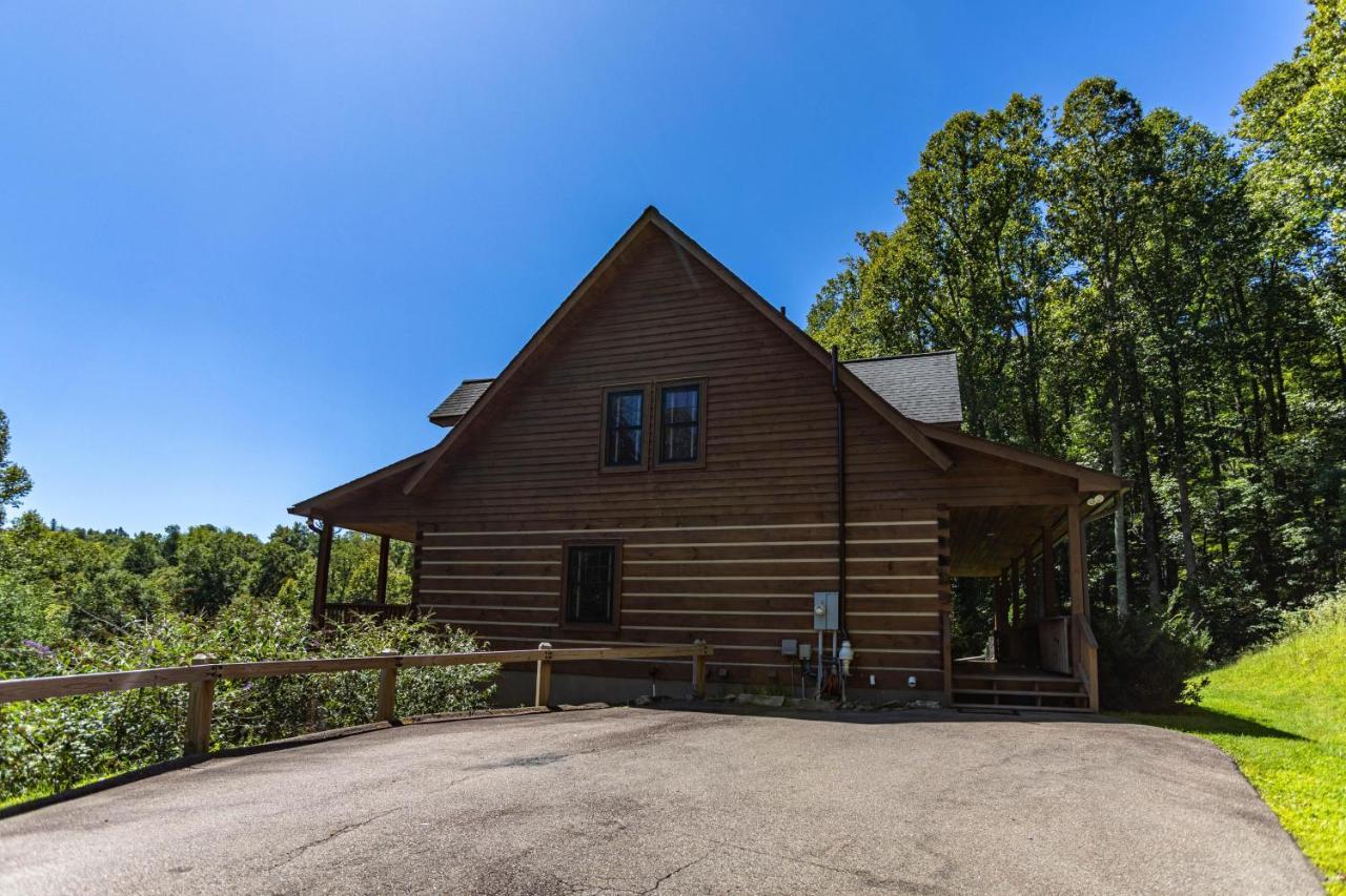 Gratitude Villa Blowing Rock Exterior foto