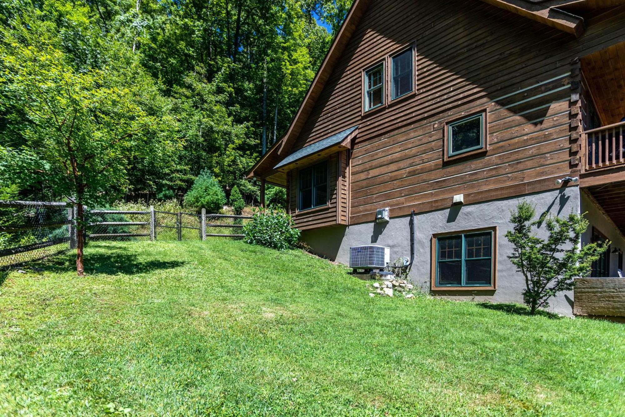 Gratitude Villa Blowing Rock Exterior foto